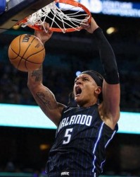 开云移动端-场均20.2分4.1篮板4.1助攻，说好的当小三，一不留心成了球队大哥|活塞|魔术|贝恩|圣安东尼奥马刺队|俄克拉荷马雷霆队_新浪体育_新浪新闻