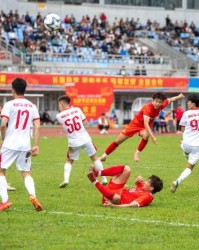 开云官网-延续三十余载 元宵足球赛续写中越情谊_新浪新闻